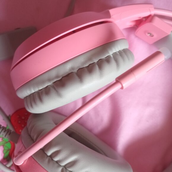 Pink Cat Ear Headphones w/Chord & Mic - Picture 3 of 4